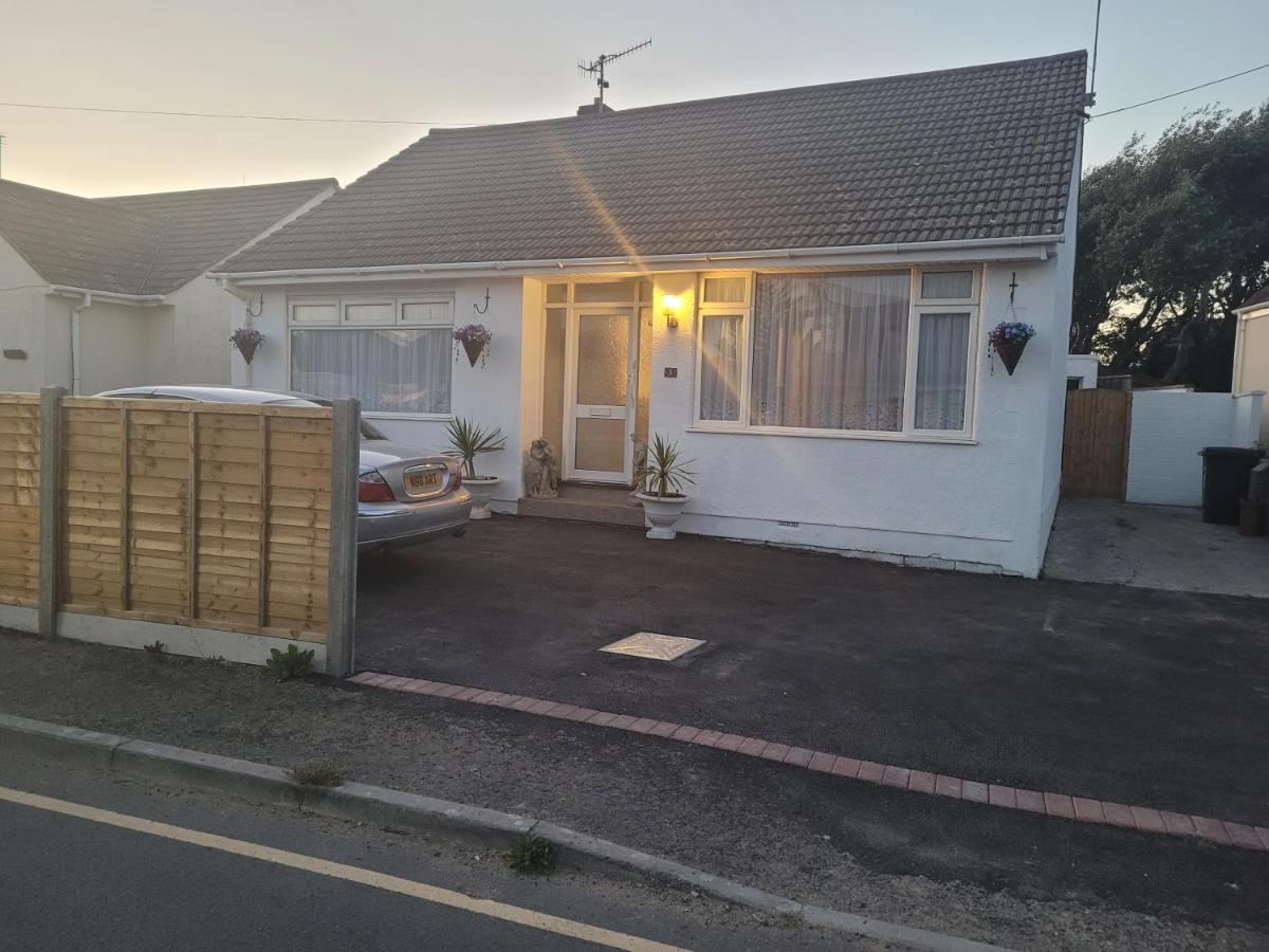 Sandy Retreat Worle Exterior photo